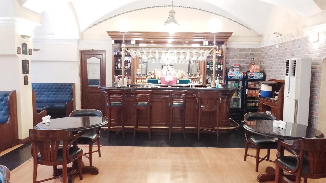 Goa Country Club Hotel Gurgáon Kültér fotó